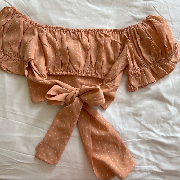 Hello Molly Australian Line - Blossom peach polka-dot twist-front top. Size S - Picture 2 of 3